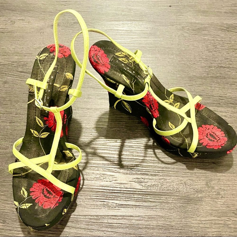 Laundry by Shelli Segal sandals